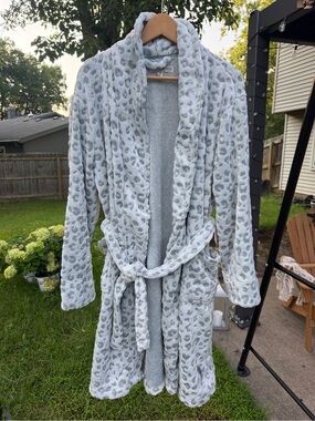 Thalia Sodi Plush Leopard Robe Sz XL Chinoise Green Fleece Bathrobe Belted